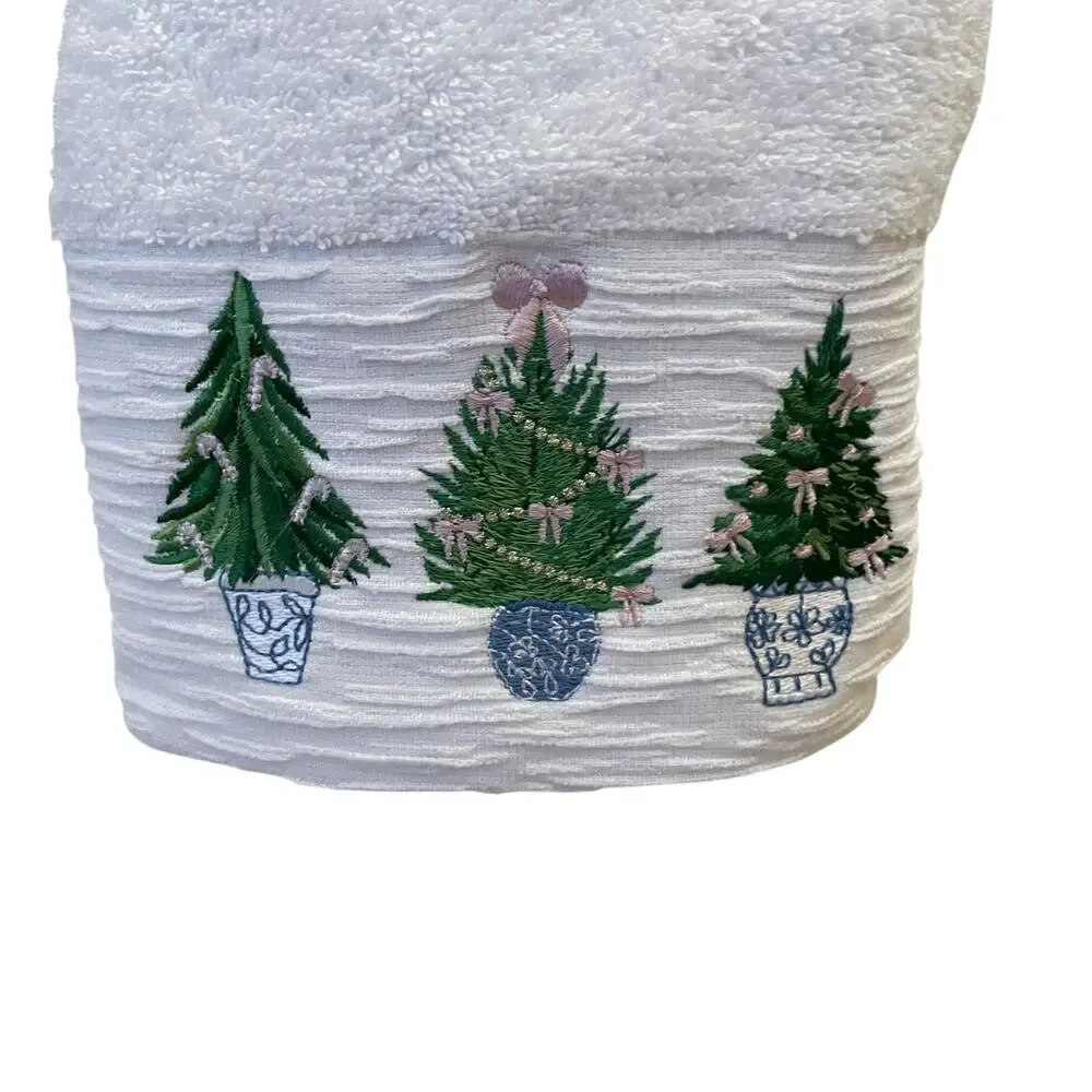 Christmas Hand Towels 2pc Embroidered Chinoiserie Christmas Trees Cotton NEW